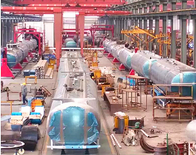 Three Axles Lpg Q345R ASME 40ton 40000L Semi Tanker Trailer 1