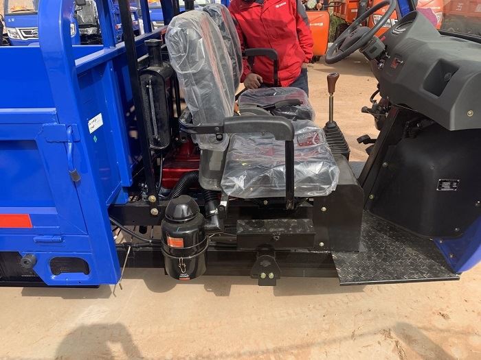 E9658B42-D630-481D-BFB9-E1A87FC60649_big