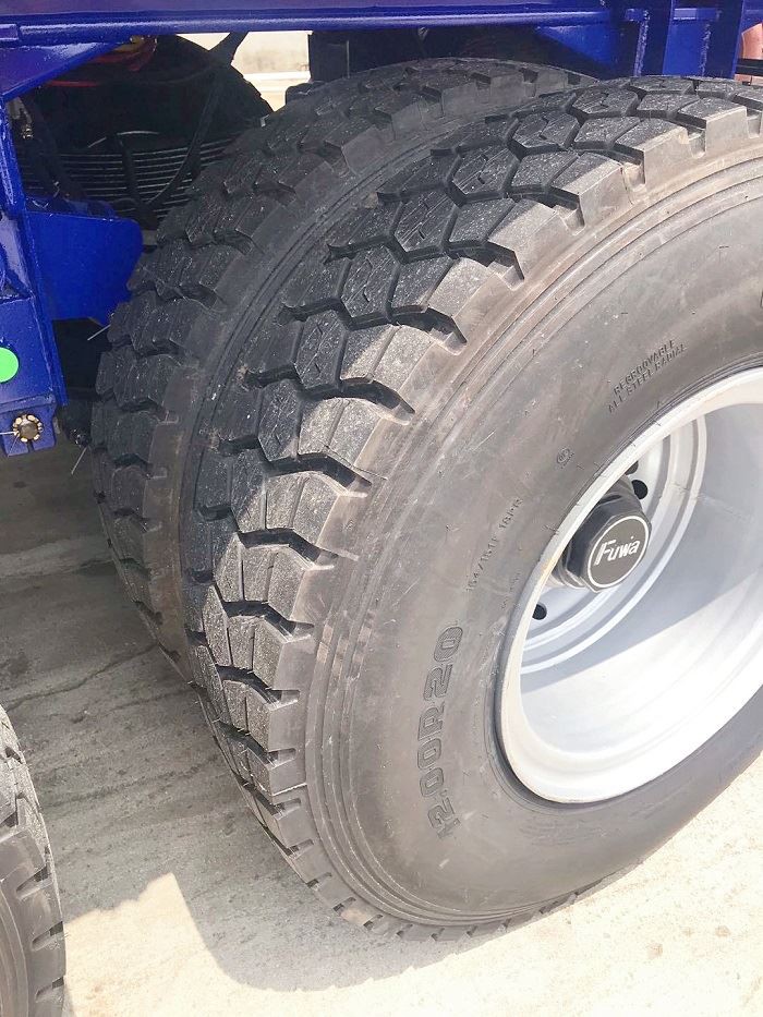 30A6E954-B0D5-4D97-8A77-0B0E64F37759_big