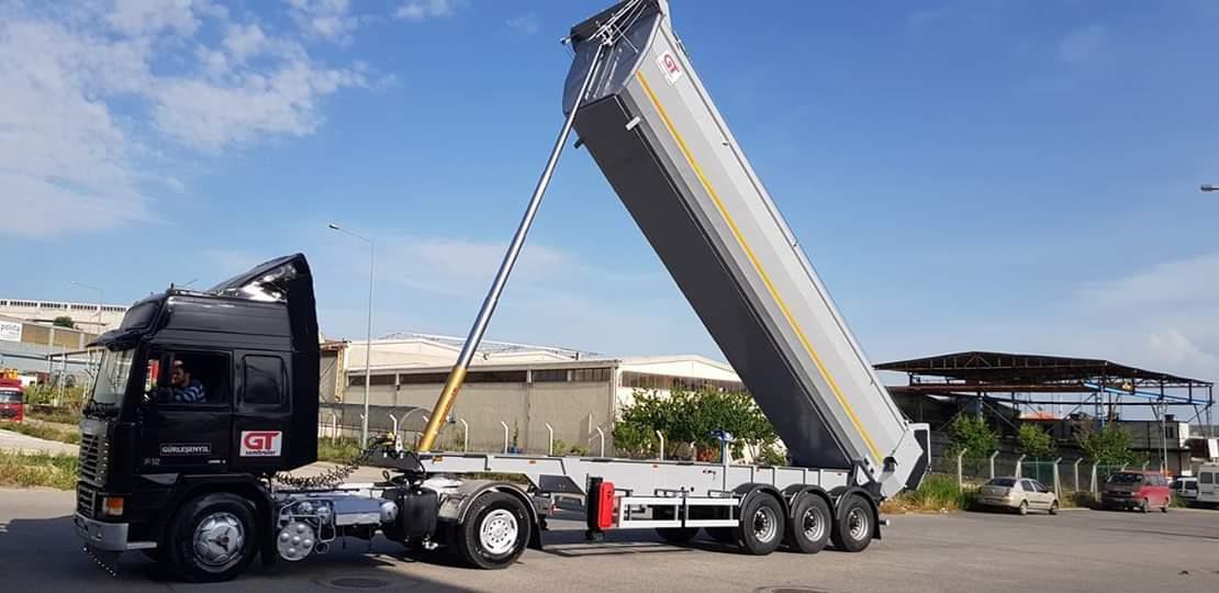 How to standardize the use of high beam lights for semi-trailers